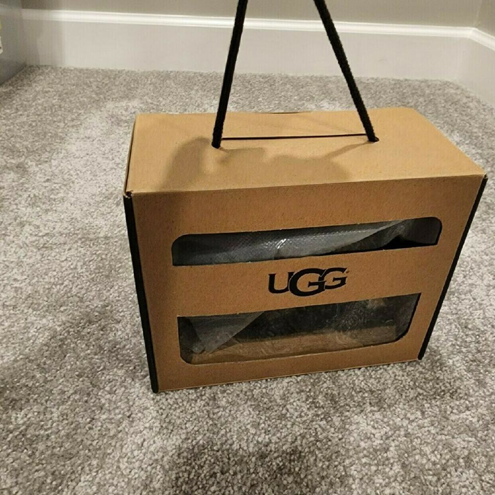 UGG Infant Booties - Picture 8 of 8